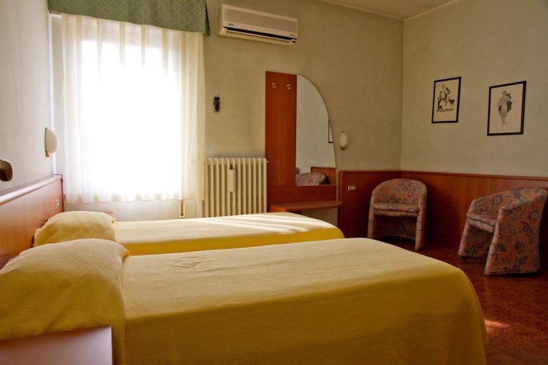 Hotel Europa Viadana Camera foto